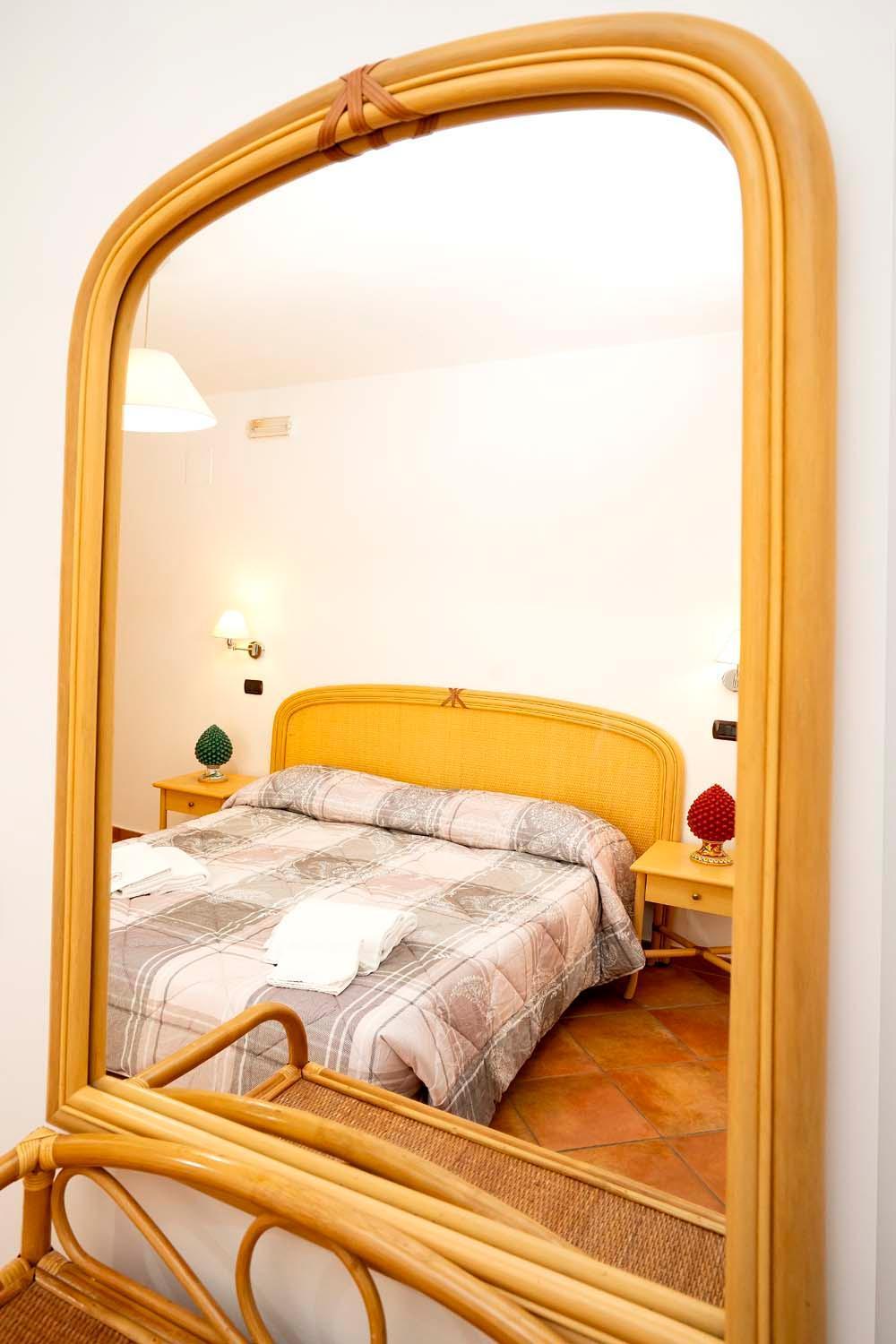 Le Tartarughe Aparthotel Letojanni Buitenkant foto