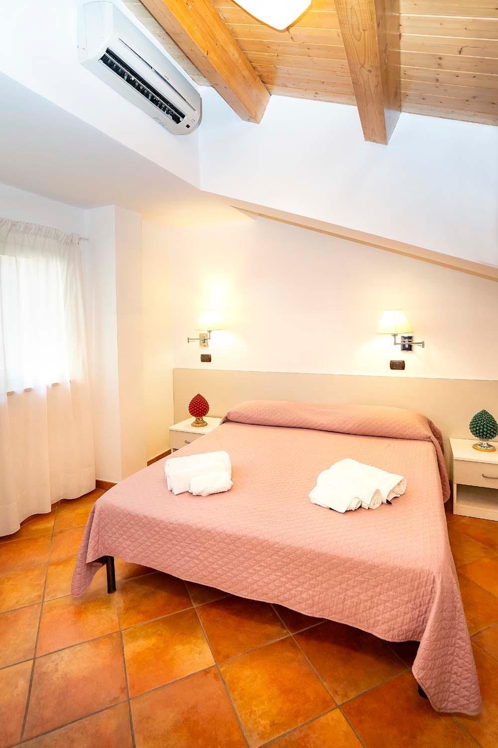 Le Tartarughe Aparthotel Letojanni Buitenkant foto