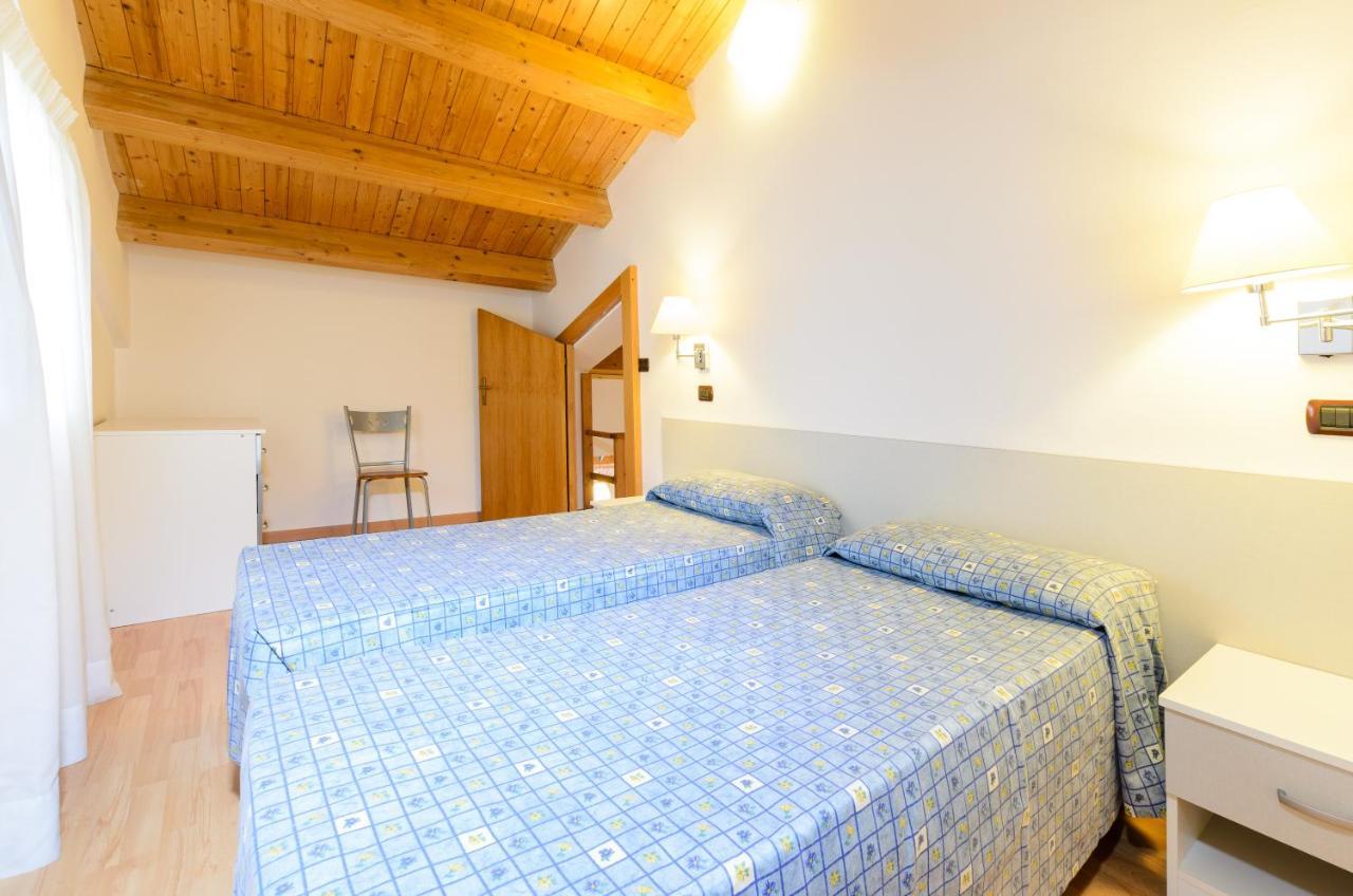 Le Tartarughe Aparthotel Letojanni Buitenkant foto