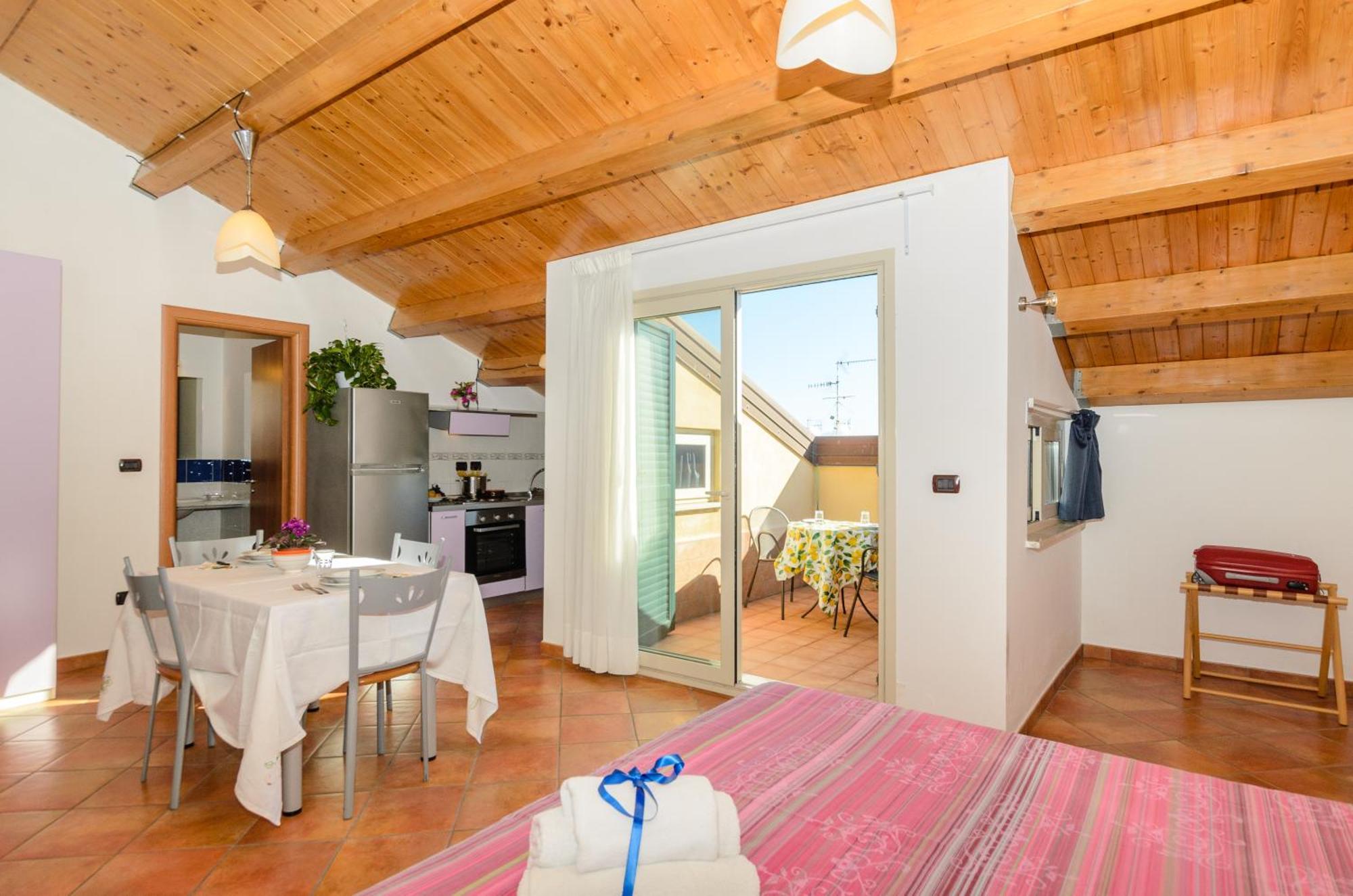 Le Tartarughe Aparthotel Letojanni Buitenkant foto